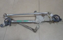 Трапеция дворников Toyota Corolla E150