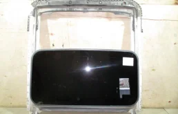 Люк в сборе электрический Infiniti G37 2009 V36
