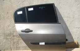 Дверь задняя правая Renault Megane 2 2008