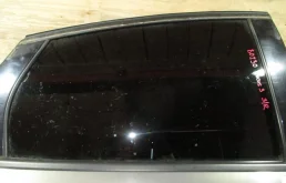 Стекло двери задней правой Ford Focus 2012 3