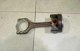 Поршень с шатуном Volkswagen Polo 5