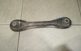 Рычаг задний поперечный Ford Focus 3