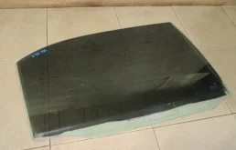 Стекло двери задней правой Toyota Corolla E120