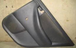 Обшивка двери задней правой Toyota Corolla E120