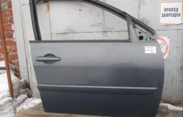 Дверь передняя правая Renault Megane 2