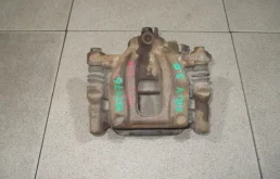 Суппорт задний правый Honda CR-V 3 2008 RE