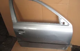Дверь передняя правая Skoda Octavia 1 A4