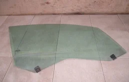 Стекло двери передней правой Citroen C5 2008 RD, TD