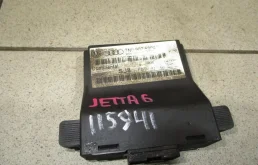 Блок электронный Volkswagen Jetta A6