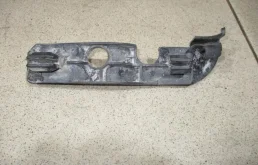 Кронштейн переднего бампера правый Hyundai Getz TB
