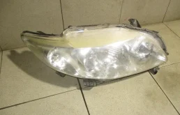 Фара правая Toyota Corolla E150