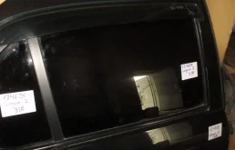 Стекло двери задней правой Renault Logan 2 L52
