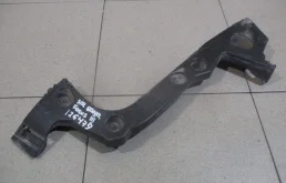 Кронштейн заднего бампера правый Ford Focus 3