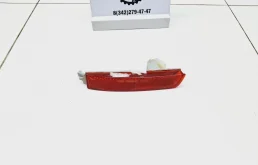 Отражатель в бампер задний правый Nissan Juke F15