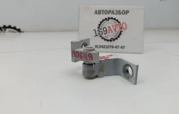 Петля двери Volkswagen Polo 5 2019