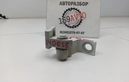 Петля двери Volkswagen Polo 5 2019