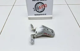 Петля двери передней левой верхняя Kia RIO 4 FB
