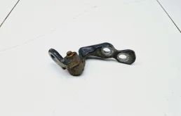 Петля двери передней правой нижняя Ford C-MAX 2007 1