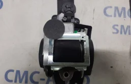 Ремень безопасности передний правый для Volvo XC90 на фотографиях