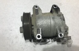 Компрессор кондиционера для Nissan Pathfinder на фотографиях