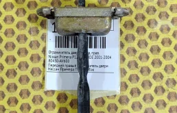 Ограничитель двери Nissan Primera 2001-2004 80430AV600 P12 QG18DE, передний правый