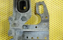 Опора двигателя Nissan Qashqai 2008 11220JD000 J10E HR16DE, левая