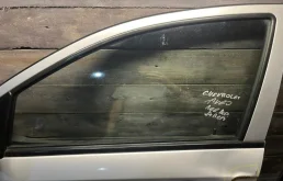 Стекло передней левой двери Chevrolet Aveo