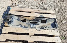 Подрамник Subaru Outback B13, BP