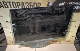 Стекло двери Skoda Yeti 5L0845205B, заднее левое