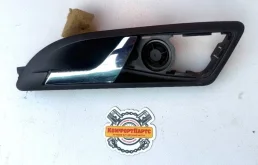 Ручка двери салонная внутренняя Skoda Octavia II (2004—2009)