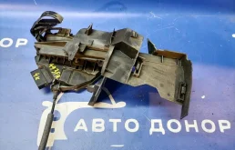 замок двери FORD FOCUS CB8 IQDB F 2066073