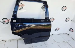 Дверь задняя правая Volvo XC90 2