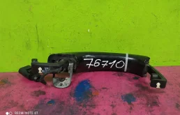 Ручка двери передняя левая внешняя для Audi Q7 2012 года на фотографиях