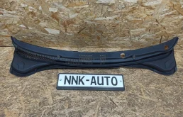 Жабо правое для Hyundai Solaris 2021 года на фотографиях