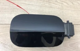 Лючок топливного бака для Audi Q7 на фотографиях