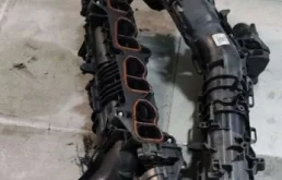 Впускной коллектор для BMW X3 на фотографиях