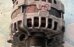 Генератор для Volkswagen Golf 2017 года на фотографиях