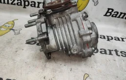 Редуктор переднего моста для Toyota RAV4 на фотографиях