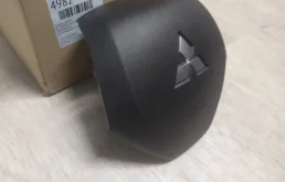 Подушка безопасности водителя для Mitsubishi ASX на фотографиях