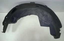 Подкрылок передний правый для Land Rover Discovery на фотографиях