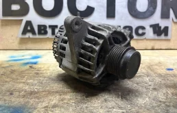 Генератор TOYOTA AURIS 270600T010 ZRE151 1ZR-FE