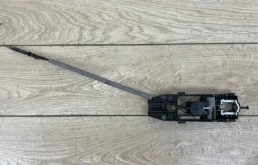 Кронштейн ручки двери VW Touareg 2 2010-2018 7P
