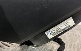 Стекла и зеркала для Volvo C30 2010 года на фотографиях