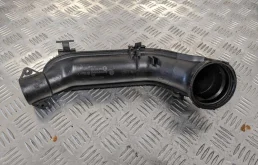 Патрубок интеркулера Skoda Fabia 2 5J CBZB 1.2