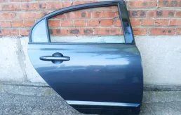 Дверь задняя правая Honda Civic 4D FD R18A1