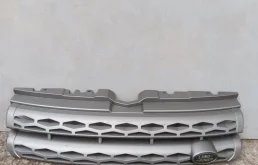Решетка радиатора Land Rover Evoque