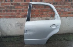 Дверь задняя левая Suzuki SX4 YA11S