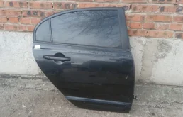 Дверь задняя правая Honda Civic 4D FD R18A1