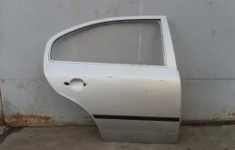 Дверь задняя правая Skoda Octavia A4