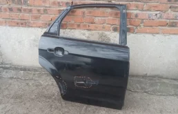 Дверь задняя правая Ford Focus MK2